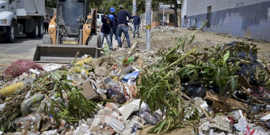Intervienen basurero a cielo abierto en el sur de Barranquilla
